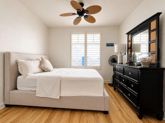 10 PAPAYA STREET 901, Clearwater Beach, FL 33767