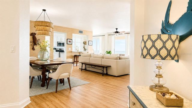 10 PAPAYA STREET 901, Clearwater Beach, FL 33767