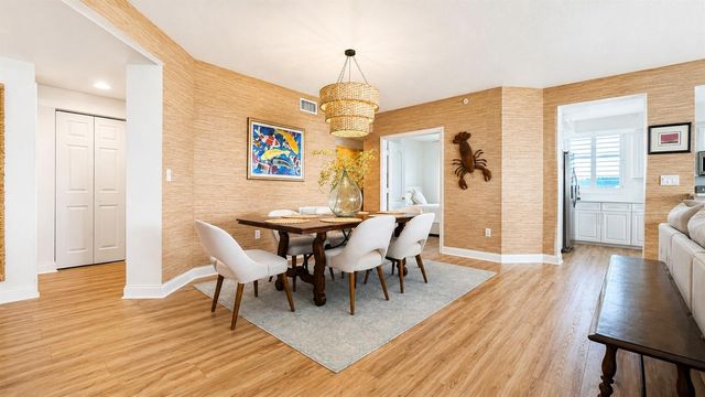 10 PAPAYA STREET 901, Clearwater Beach, FL 33767