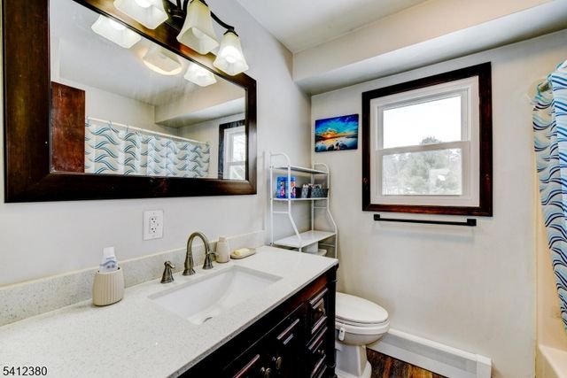 101 Race Track Ci, Montague Twp., NJ 07827