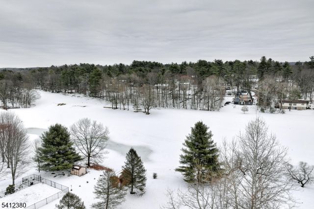 101 Race Track Ci, Montague Twp., NJ 07827