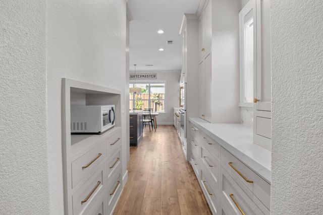 637 Rebekah Ct, Ripon, CA 95366