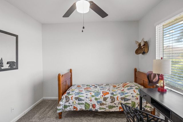 637 Rebekah Ct, Ripon, CA 95366