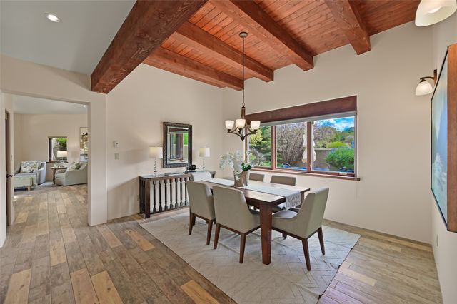 13 Via Diamante, Santa Fe, NM 87506