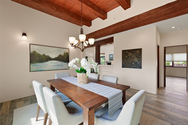13 Via Diamante, Santa Fe, NM 87506
