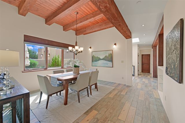 13 Via Diamante, Santa Fe, NM 87506