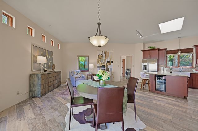 13 Via Diamante, Santa Fe, NM 87506
