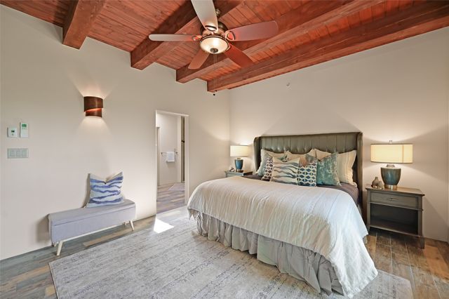 13 Via Diamante, Santa Fe, NM 87506