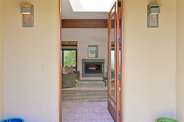 13 Via Diamante, Santa Fe, NM 87506