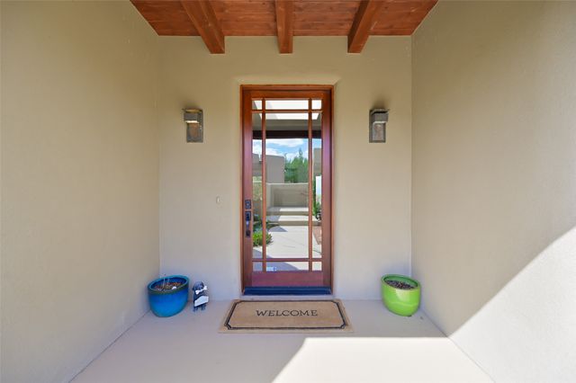13 Via Diamante, Santa Fe, NM 87506