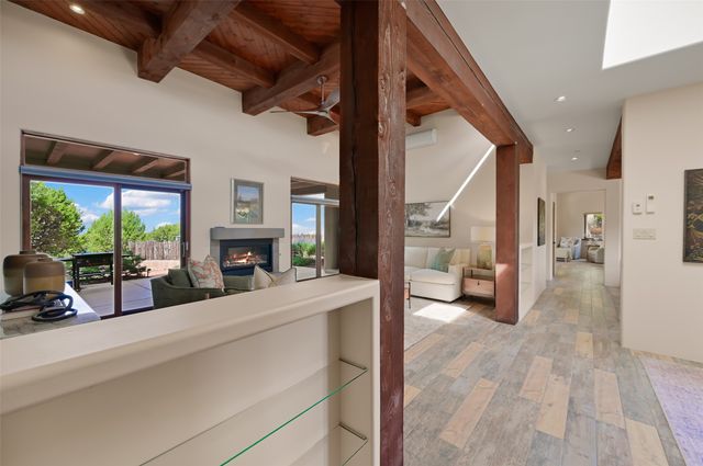 13 Via Diamante, Santa Fe, NM 87506