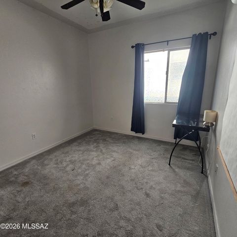 7514 W Phobos Drive, Tucson, AZ 85743