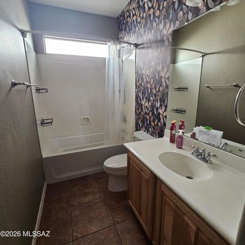 7514 W Phobos Drive, Tucson, AZ 85743