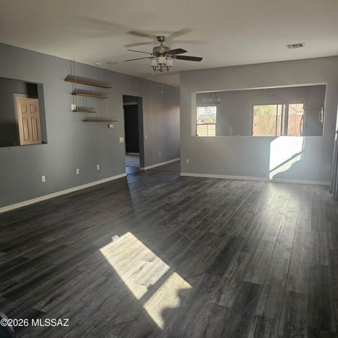 7514 W Phobos Drive, Tucson, AZ 85743