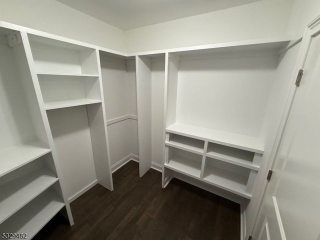 90 Clinton Ave 204, Newark City, NJ 07114