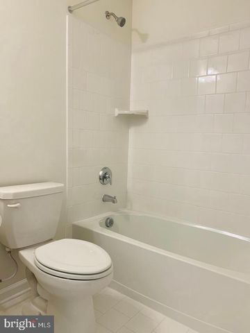 8196 MAUDE LN, Manassas, VA 20110