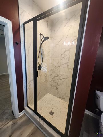 129 Amanda Dr, Byron, GA 31008