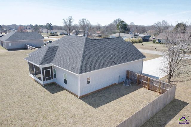 129 Amanda Dr, Byron, GA 31008