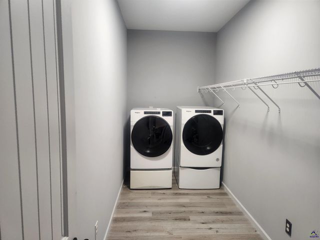 129 Amanda Dr, Byron, GA 31008