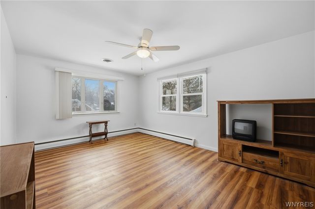 427 Cherry Lane, Lewiston, NY 14092