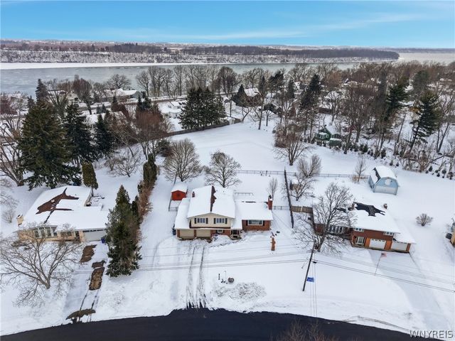 427 Cherry Lane, Lewiston, NY 14092