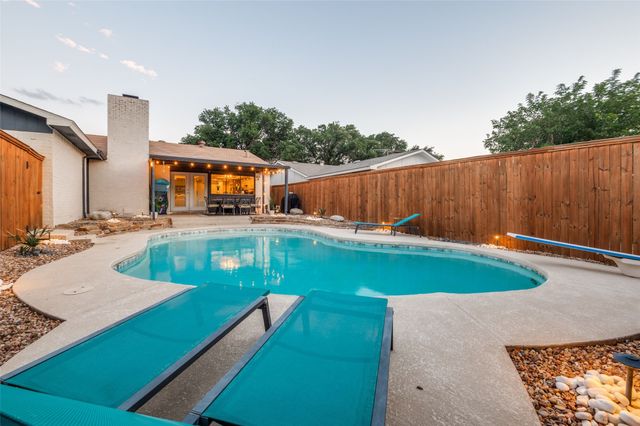 3129 Windsor Road, Carrollton, TX 75007