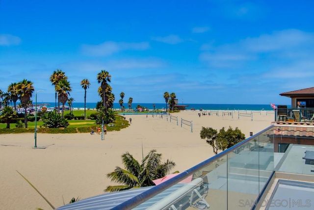 2629 31 Ocean Front Walk, San Diego, CA 92109