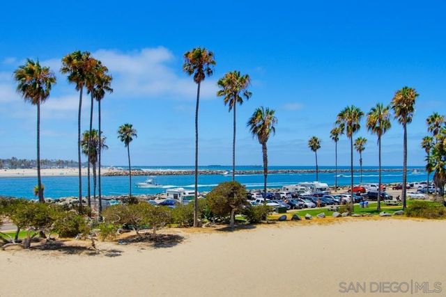 2629 31 Ocean Front Walk, San Diego, CA 92109