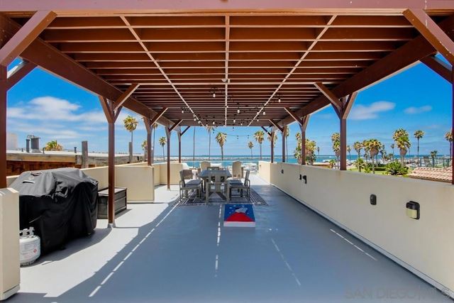 2629 31 Ocean Front Walk, San Diego, CA 92109