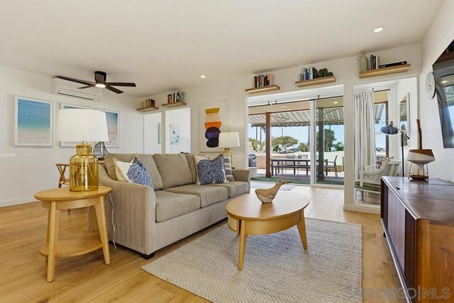2629 31 Ocean Front Walk, San Diego, CA 92109