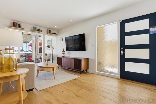 2629 31 Ocean Front Walk, San Diego, CA 92109