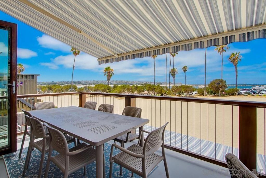 2629 31 Ocean Front Walk, San Diego, CA 92109