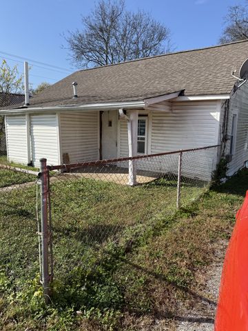 708 Woodlawn Ave, Lewisburg, TN 37091