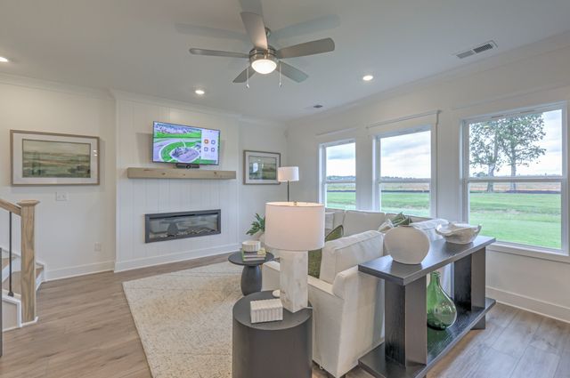 509 Misty Creek Court, Nashville, TN 37207