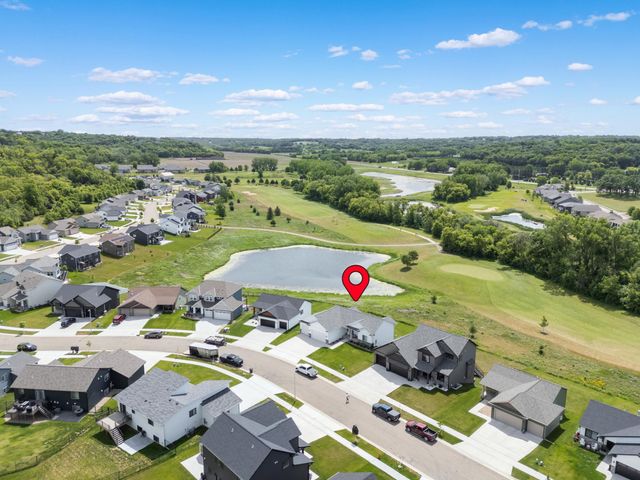 1892 Hadley Hills Drive NE, Rochester, MN 55906