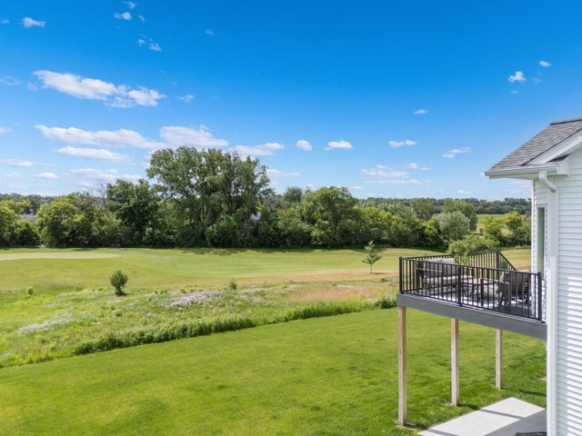 1892 Hadley Hills Drive NE, Rochester, MN 55906