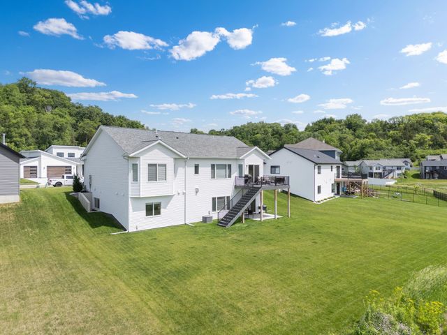 1892 Hadley Hills Drive NE, Rochester, MN 55906