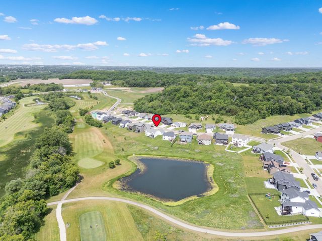 1892 Hadley Hills Drive NE, Rochester, MN 55906