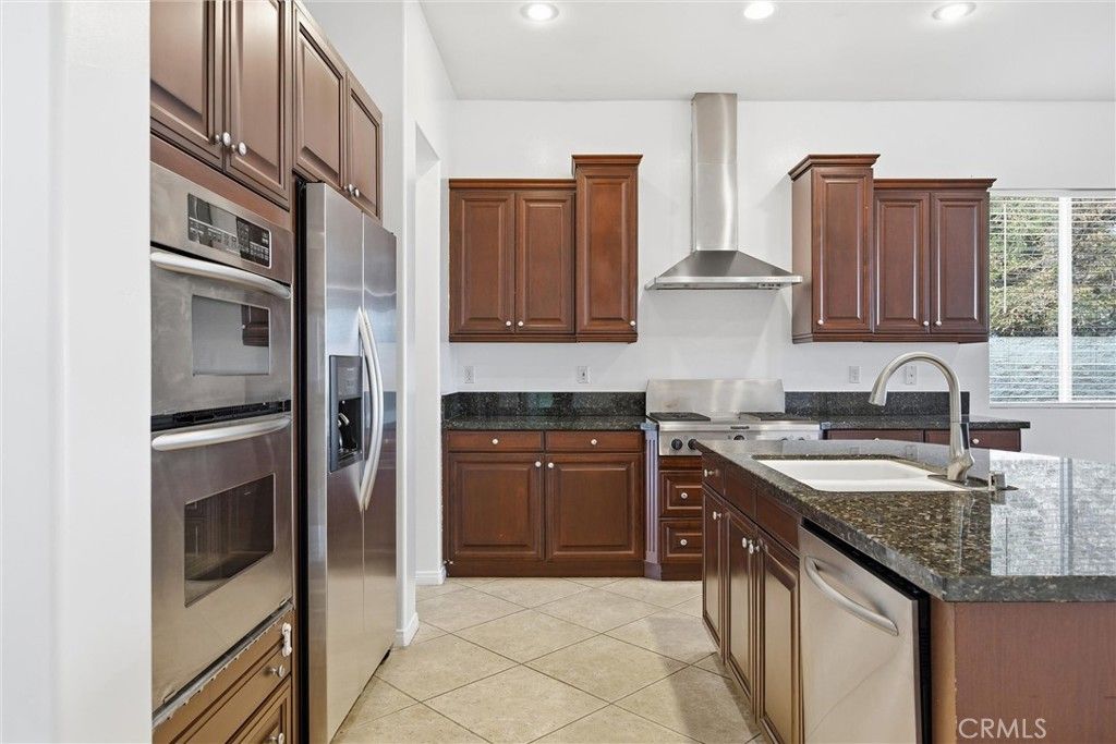 Image 18 of property listing at 5406 Pelican Hill Drive, Bakersfield, CA 93312