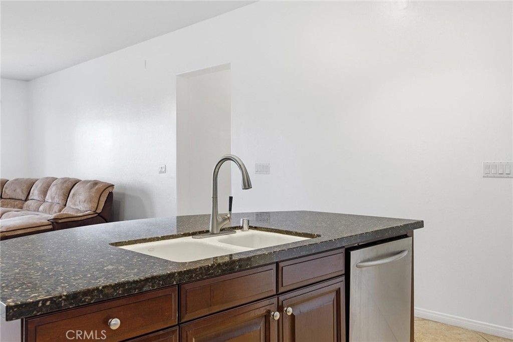 Image 20 of property listing at 5406 Pelican Hill Drive, Bakersfield, CA 93312