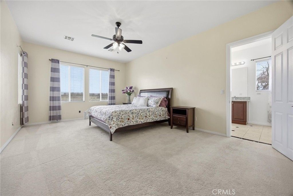 Image 23 of property listing at 5406 Pelican Hill Drive, Bakersfield, CA 93312
