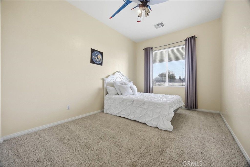 Image 30 of property listing at 5406 Pelican Hill Drive, Bakersfield, CA 93312