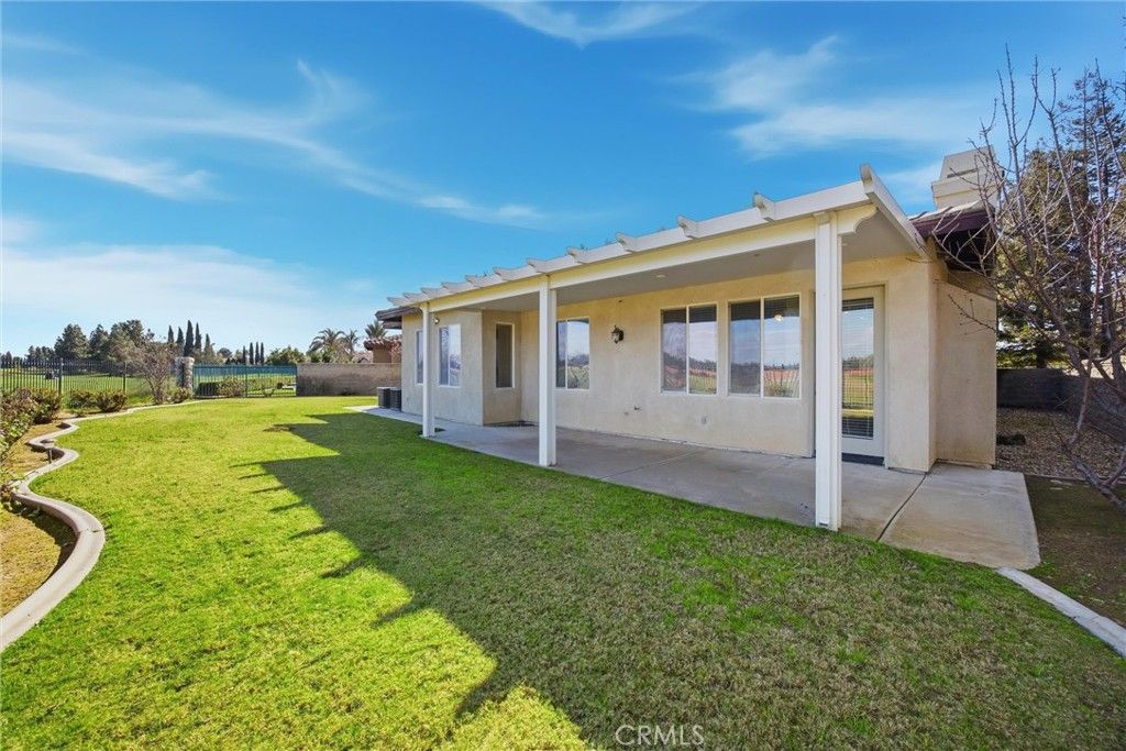 Image 44 of property listing at 5406 Pelican Hill Drive, Bakersfield, CA 93312