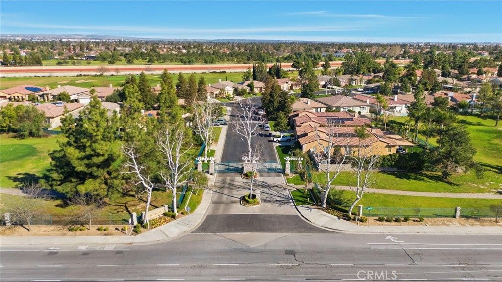 Image 49 of property listing at 5406 Pelican Hill Drive, Bakersfield, CA 93312