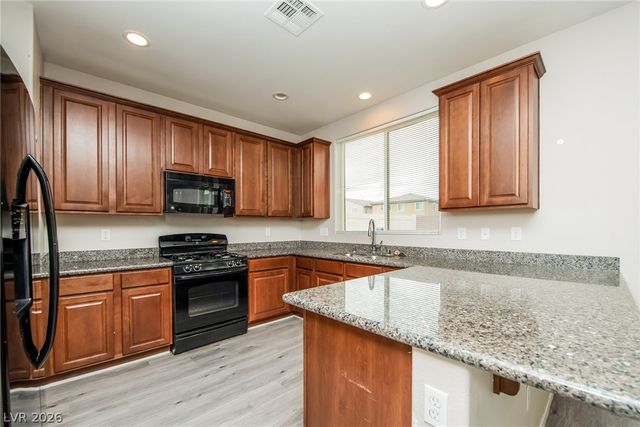 5717 Ingleside Street, North Las Vegas, NV 89081