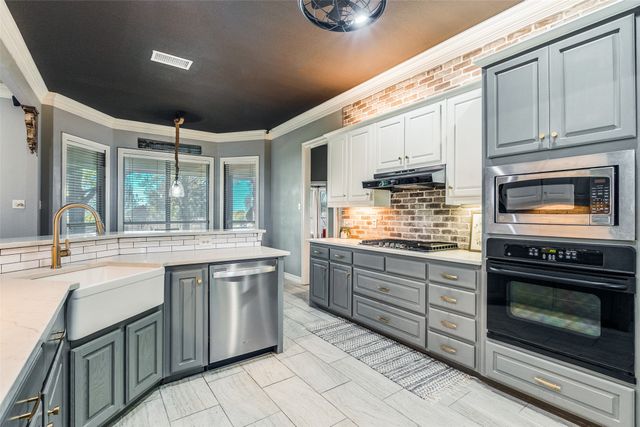 6841 Singleton Road, Midlothian, TX 76065