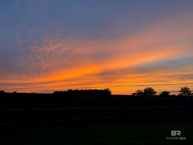 138 Eagles Loop, Robertsdale, AL 36567