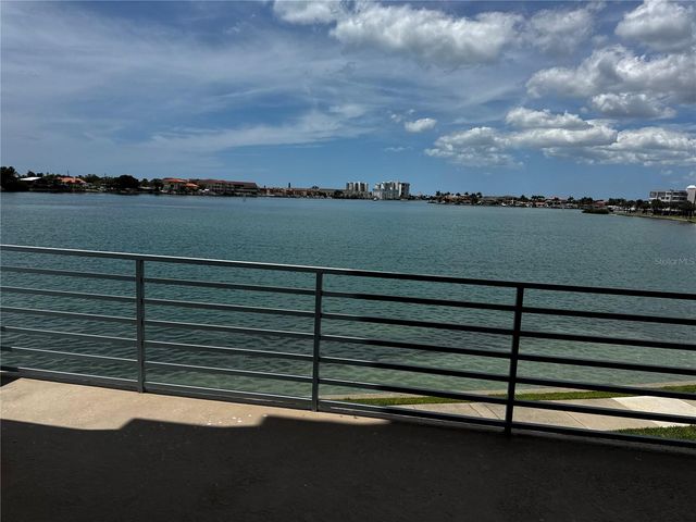 7932 SAILBOAT KEY BOULEVARD S 101, South Pasadena, FL 33707