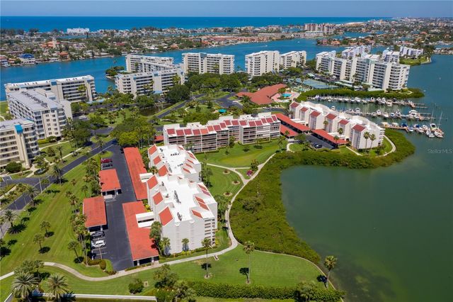 7932 SAILBOAT KEY BOULEVARD S 101, South Pasadena, FL 33707