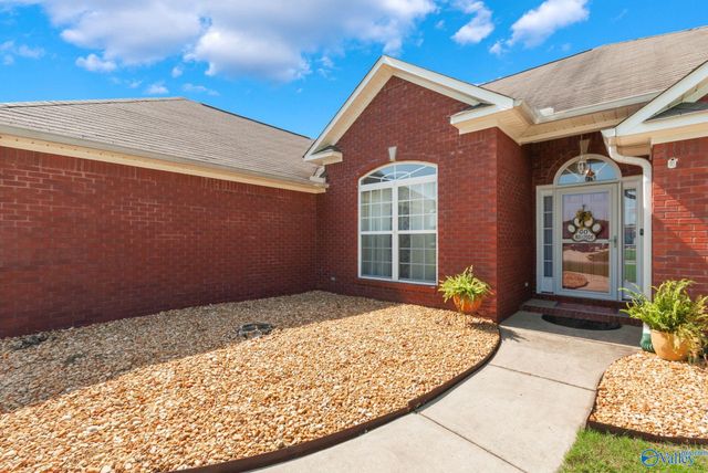 51 Lyle Drive, Decatur, AL 35603